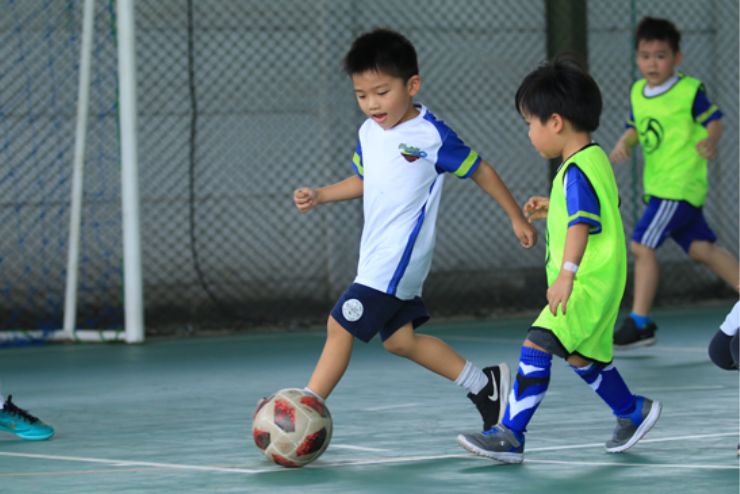 rekomendasi tempat les futsal