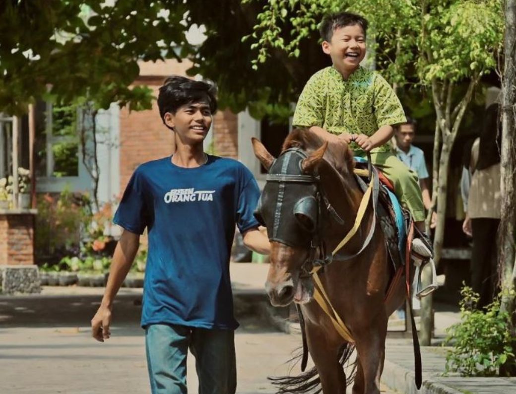 Rekomendasi aktivitas ayah dan anak Dkandang Amazing Farm