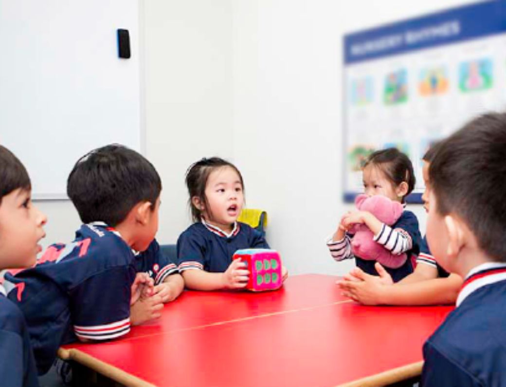 tempat kursus bahasa inggris i can read indonesia di Happy Kamper