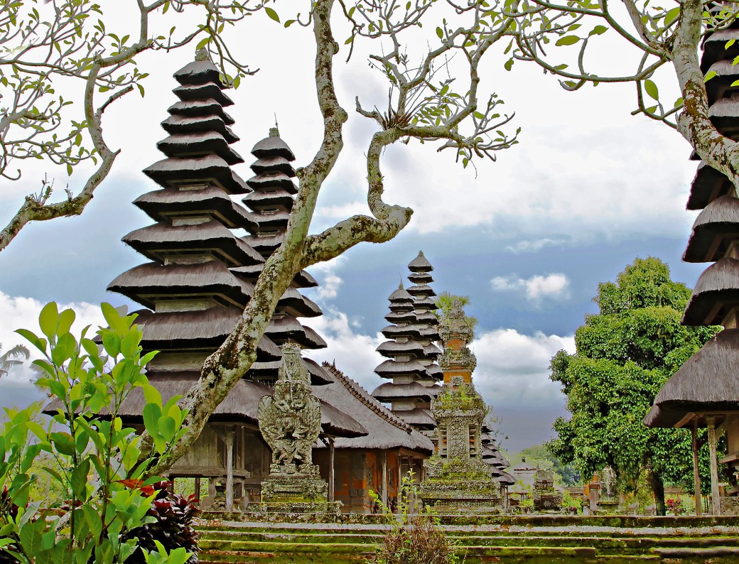 pura taman ayun bali